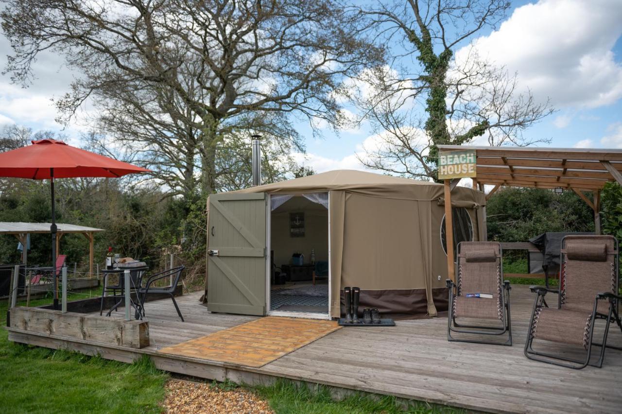 Hotel Glamping At Back Of Beyond Touring Park à Saint Leonards Extérieur photo